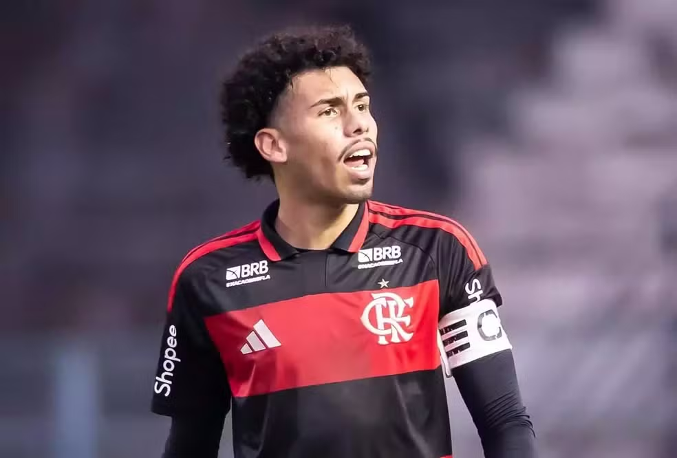 Léo Pereira se despede e Flamengo anuncia a venda de zagueiro para o futebol europeu